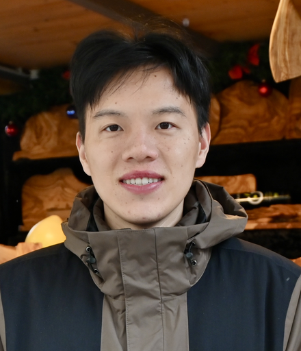 Jinhao Hu